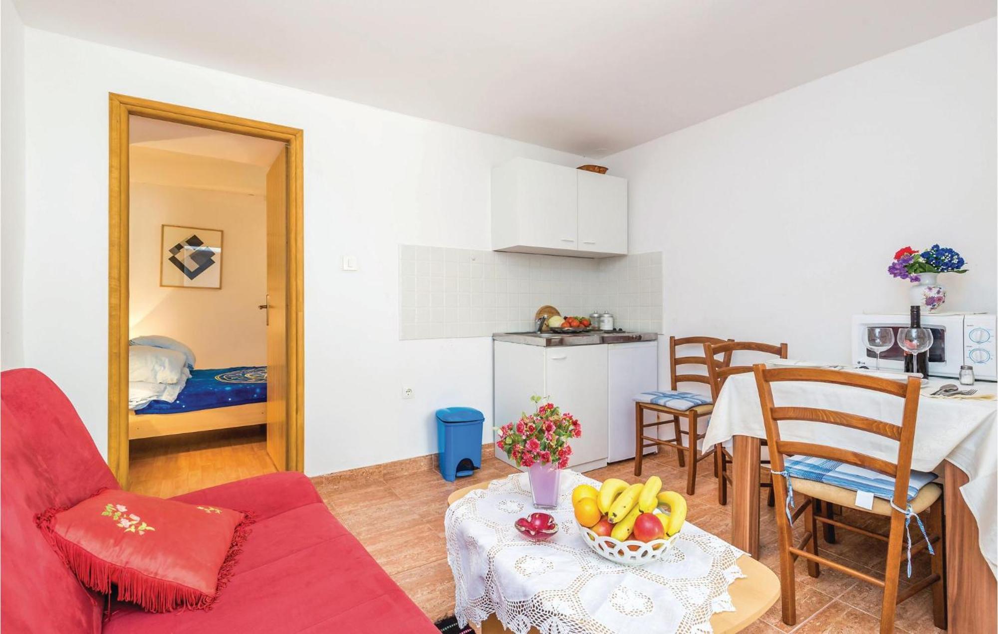 1 Bedroom Nice Apartment In Senj Senj  Ngoại thất bức ảnh